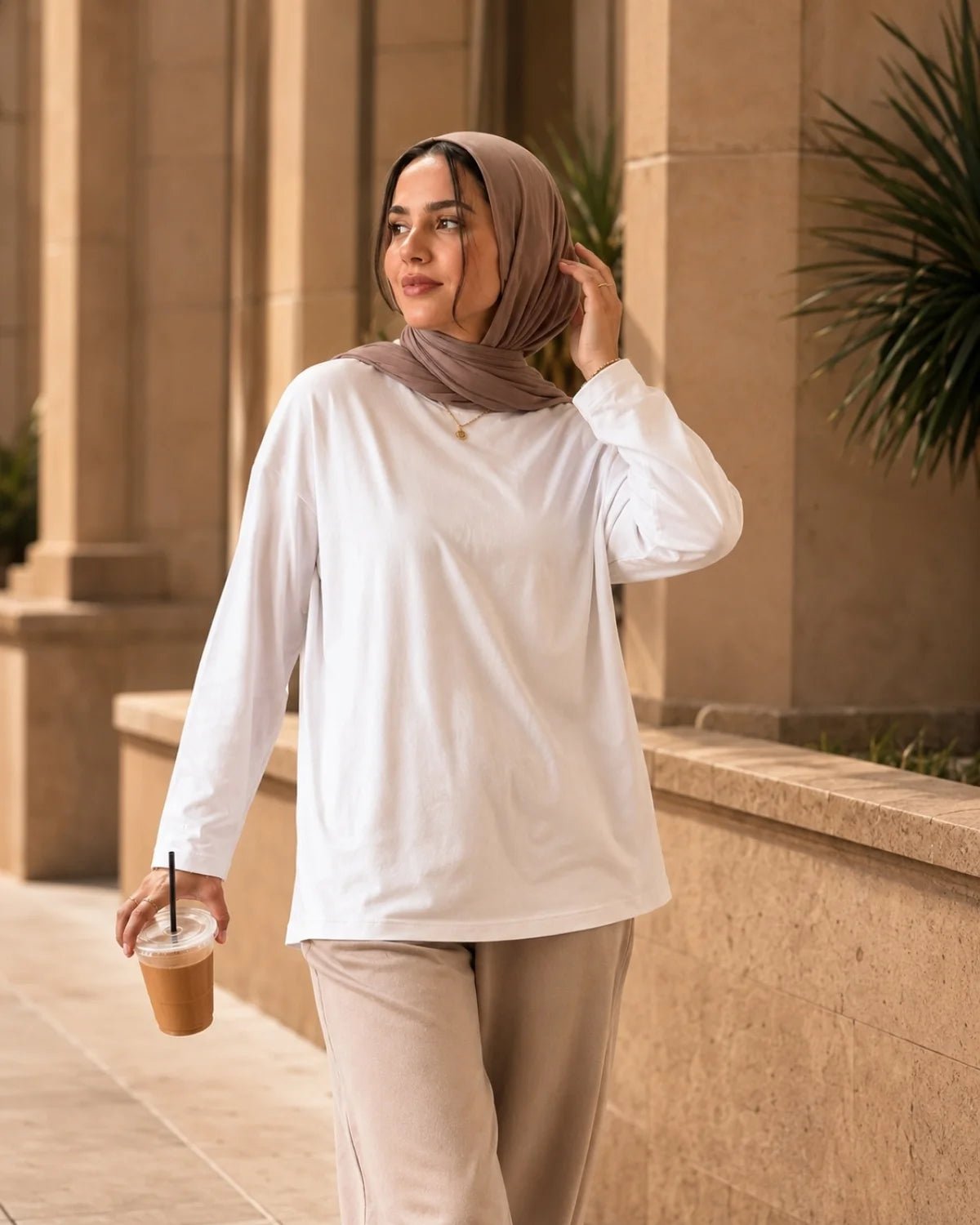 LOTUS IVORY - Relaxed Fit