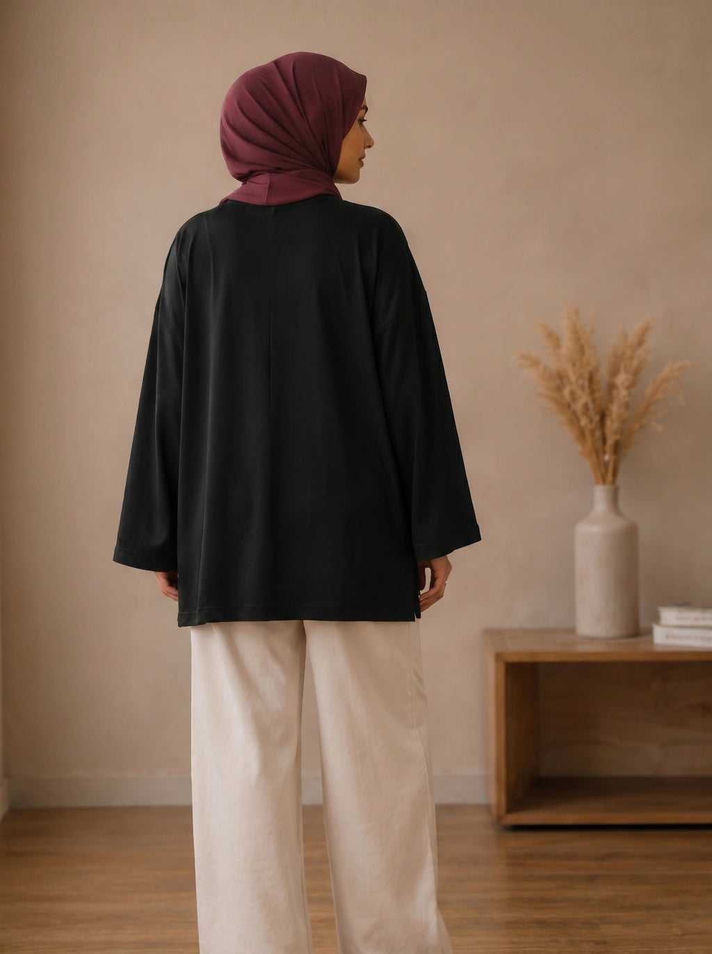 ROYAL BLACK - Oversized Fit